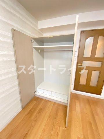 地下鉄御堂筋線 西中島南方駅 徒歩6分 10階建 築28年の内装写真
