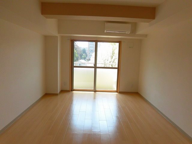 PINE館5の内装写真