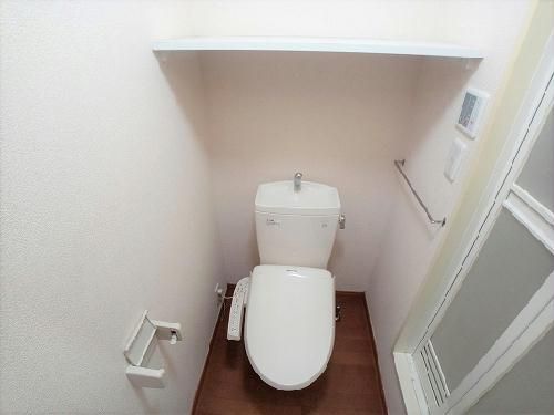 レオパレスHARASHIMAのトイレ写真