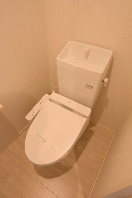 トイレ　ウォシュレット完備
