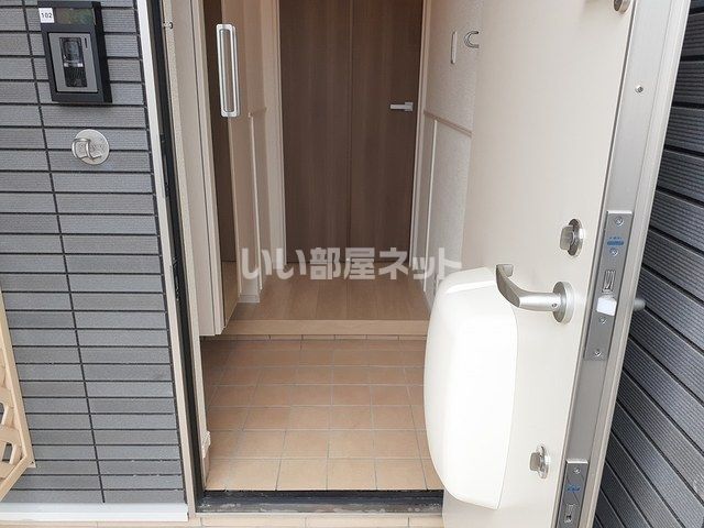 ミルレ クラージュ IIの玄関写真