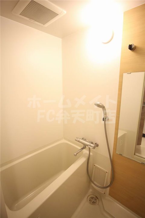 バス・シャワールーム　日々の疲れを癒すお風呂付です