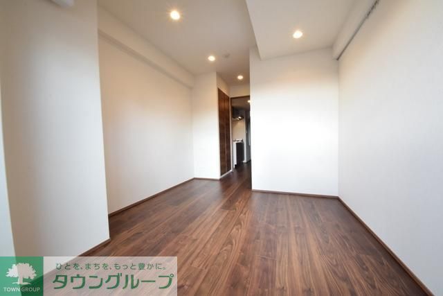 東急池上線 荏原中延駅 徒歩5分 14階建 築10年の居間写真