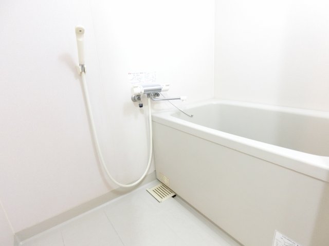 バス・シャワールーム　詳細は、RISUMO江坂本店→06-6155-7137まで♪
