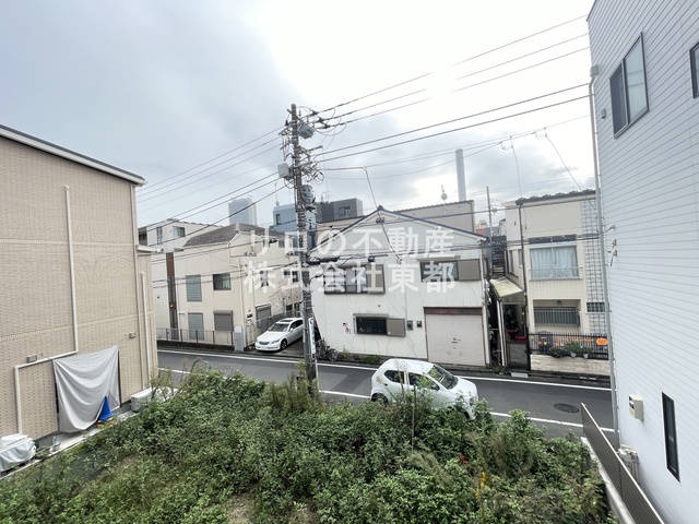 眺望　お部屋からの景色です！圧迫感がないので暮らしやすい♪