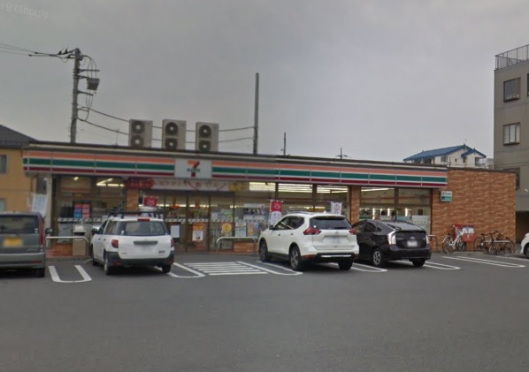 コンビニ　セブンイレブン前橋南町2丁目店（コンビニ）まで332m