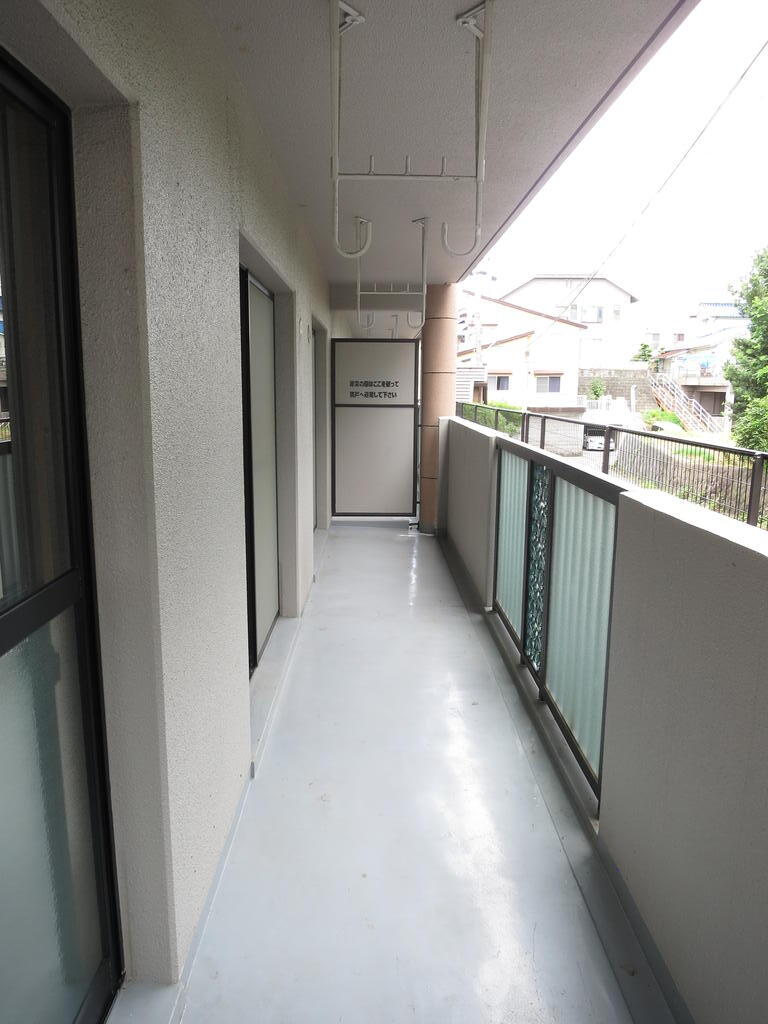 バルコニー　※同タイプの参考写真です。
