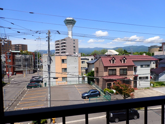 【函館市本町のマンションのバルコニー】