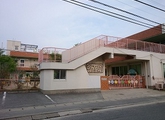 幼稚園・保育園　信和保育園（幼稚園・保育園）まで299m