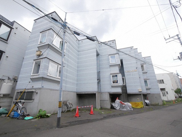 北海道札幌市西区琴似三条３（アパート）の賃貸物件の外観