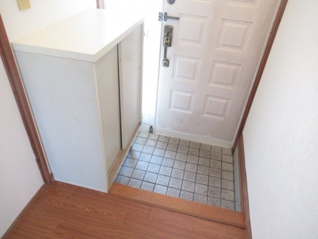 玄関　シンプルで使いやすい玄関です