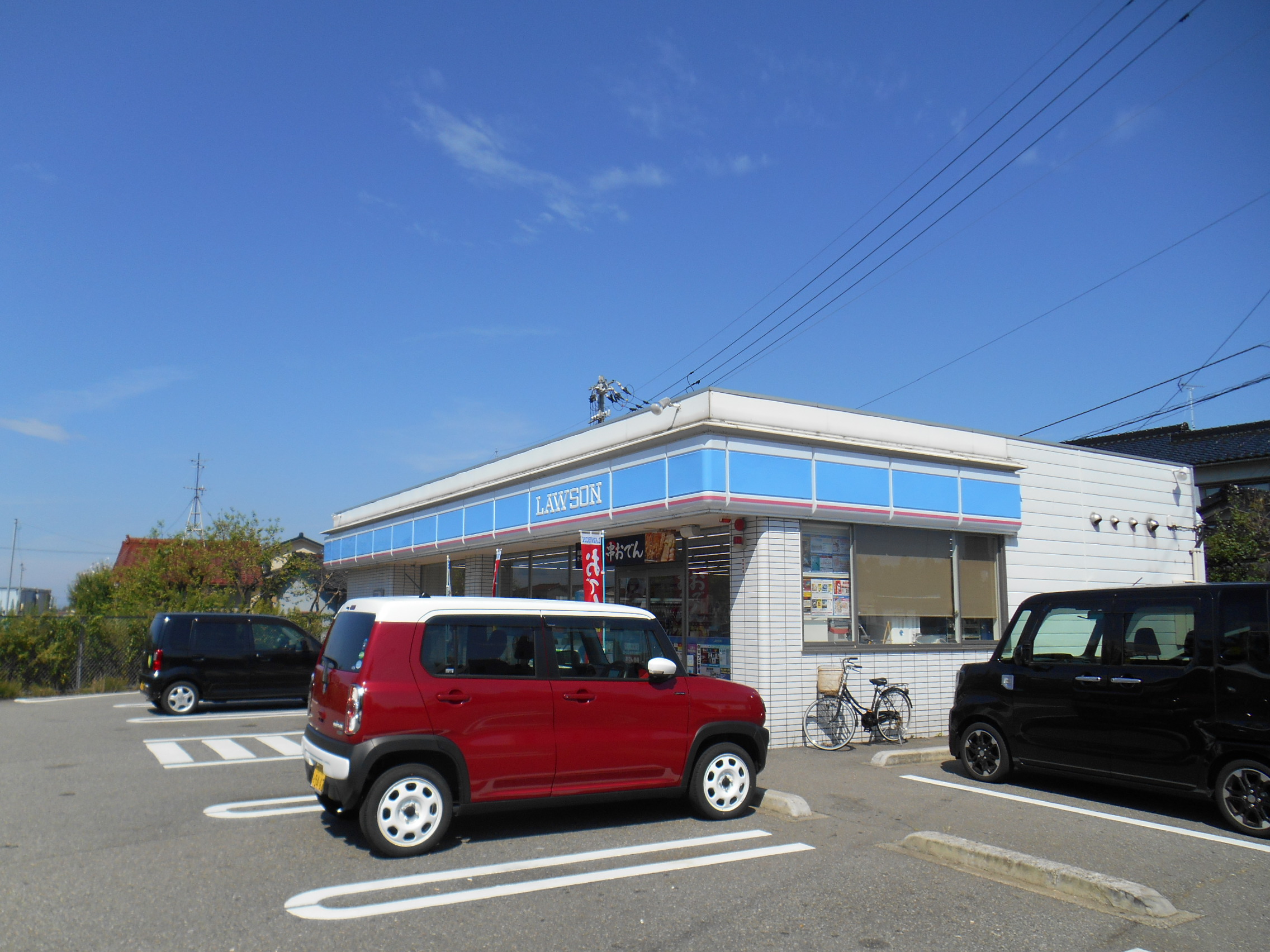 コンビニ　ローソン金沢北塚町店（コンビニ）まで897m