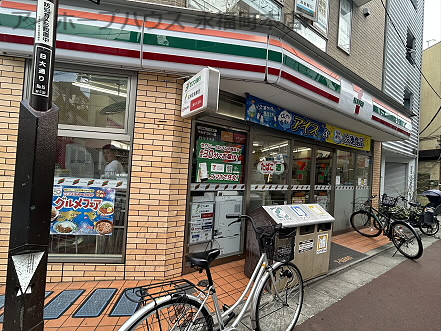 コンビニ　セブンイレブン　世田谷下高井戸店（コンビニ）まで418m