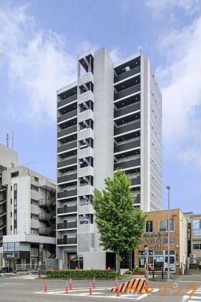 S-RESIDENCE星ヶ丘の建物外観