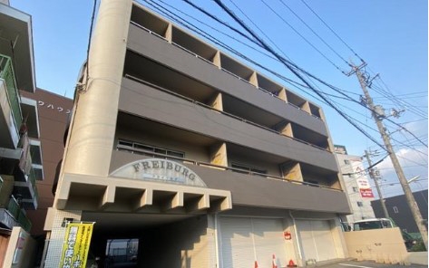 フライブルグマンションの建物外観