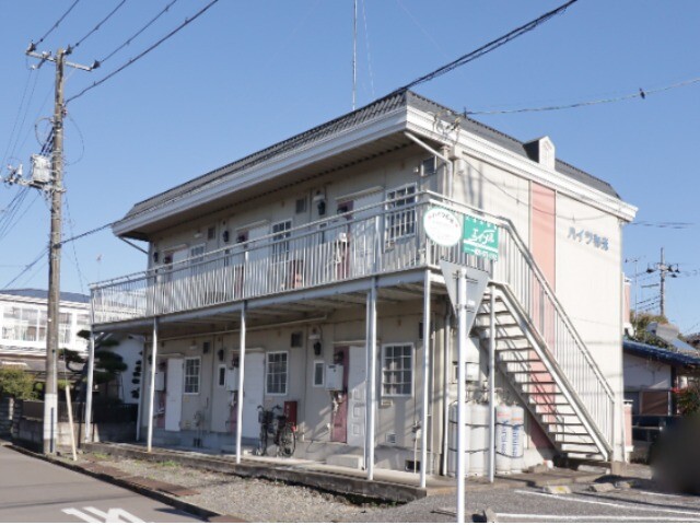 塩谷郡高根沢町大字宝積寺のアパートの建物外観