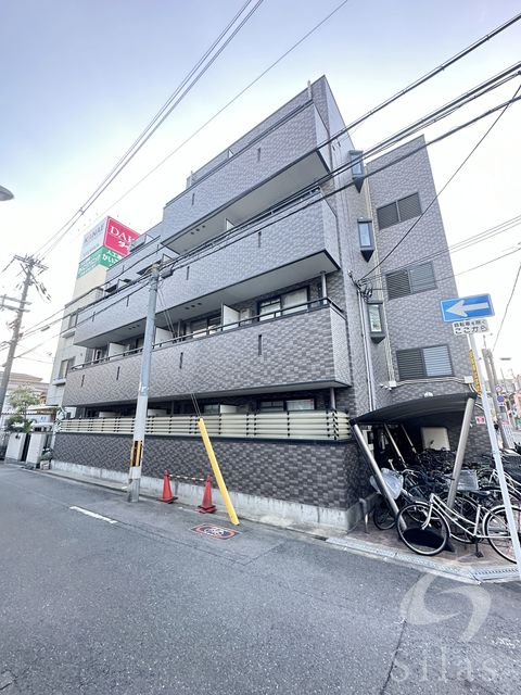 【ブルーコートの建物外観】