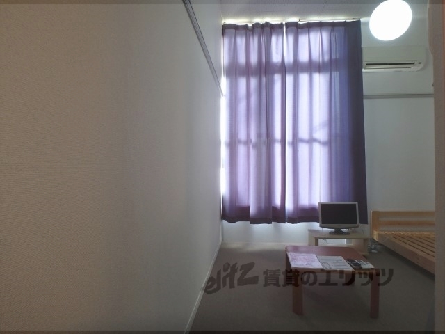 居室・リビング　洋室