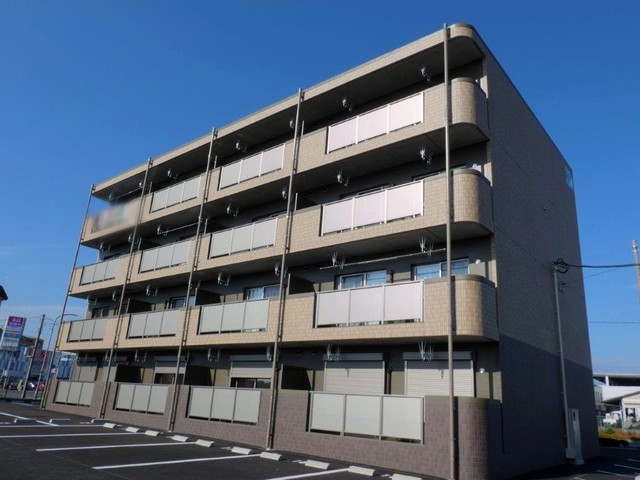 宇都宮市川田町のマンションの建物外観