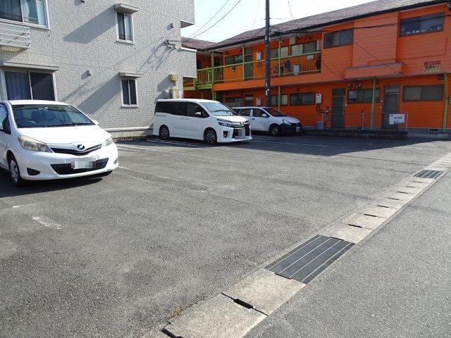 【熊本市東区小山のアパートの駐車場】