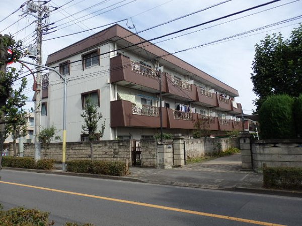 小金井市梶野町のマンションの建物外観