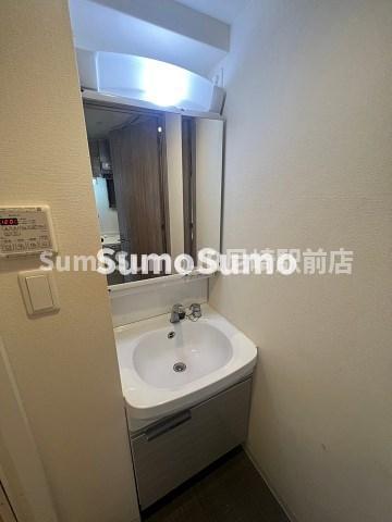 洗面設備　独立洗面化粧台付き