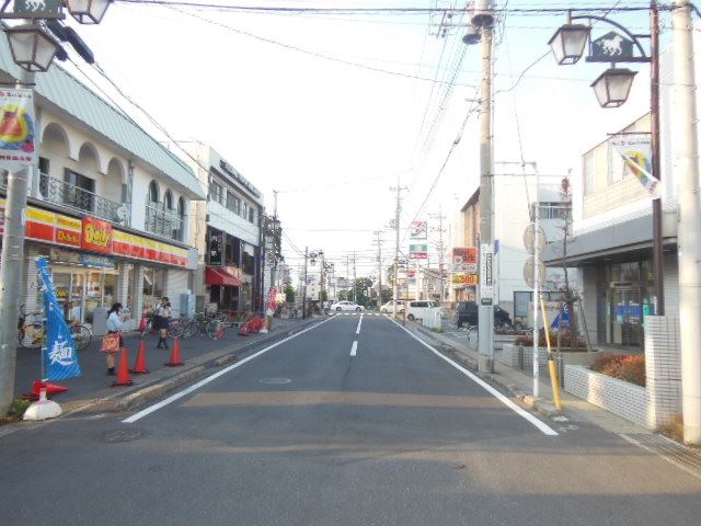 コンビニ　セブンイレブン（コンビニ）まで140m