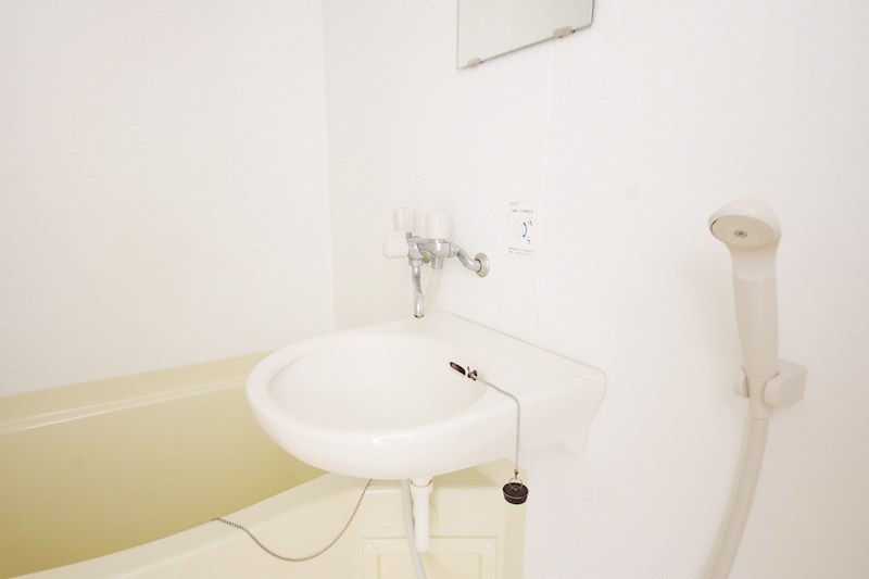 洗面設備　浴室内