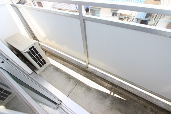 バルコニー　※別部屋の写真です