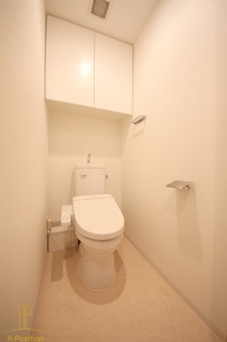 トイレ　パークアクシス本町