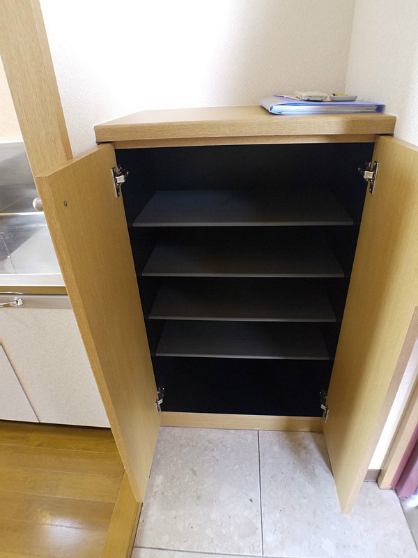 収納　シューズボックス