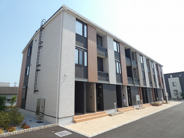 建物外観　南向き陽当り良好です！