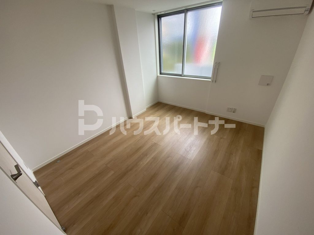 居室・リビング　玄関