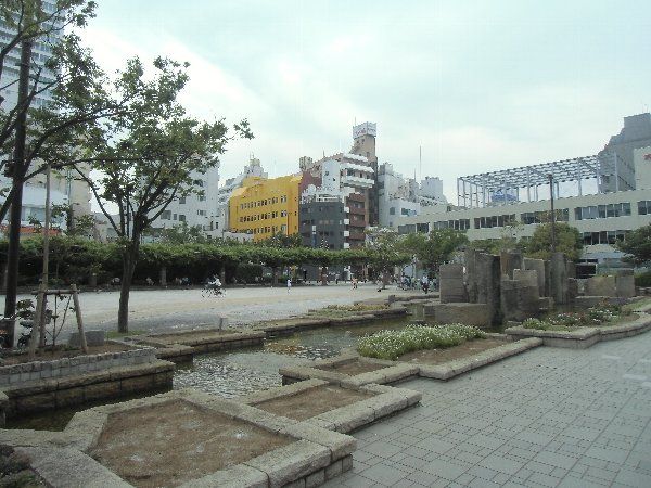 公園　市役所前公園（公園）まで102m