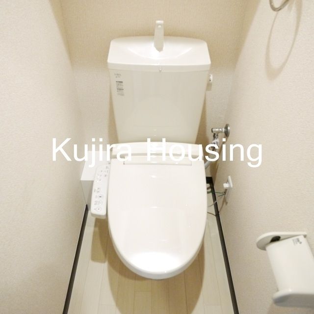 トイレ　温水洗浄便座です♪