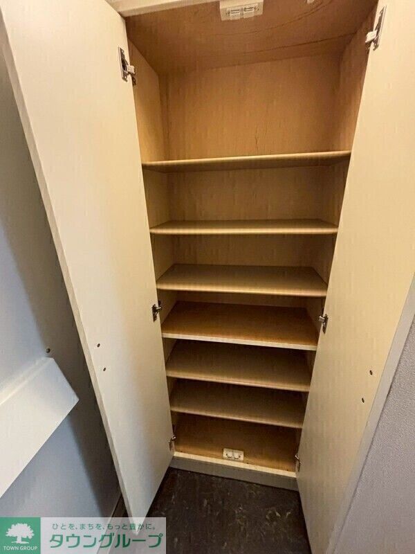 玄関　お問合せは【タウンハウジング】まで！※現地待合わせ相談可！