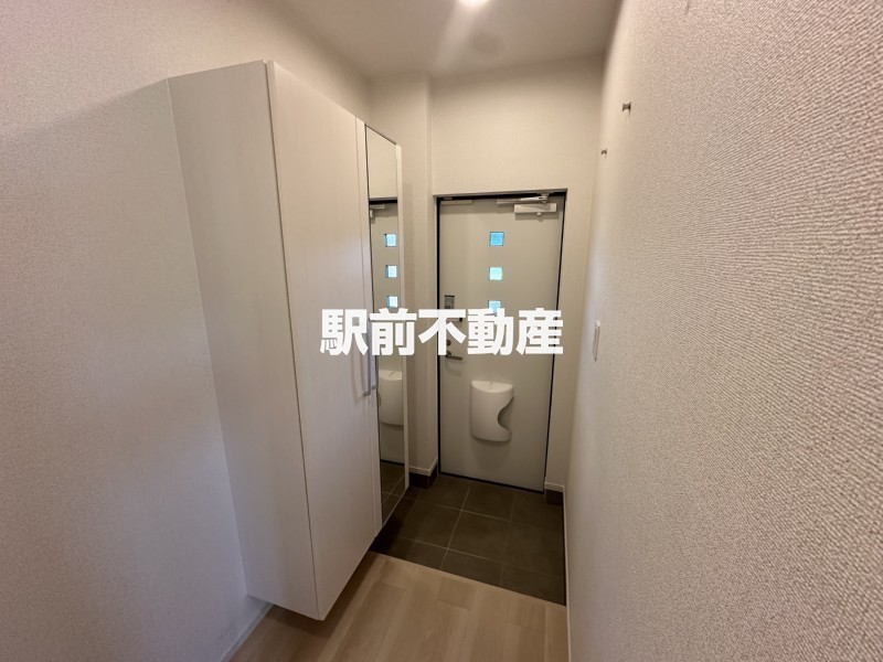 玄関　類似物件