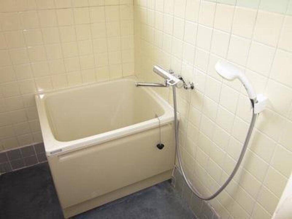 バス・シャワールーム　浴室