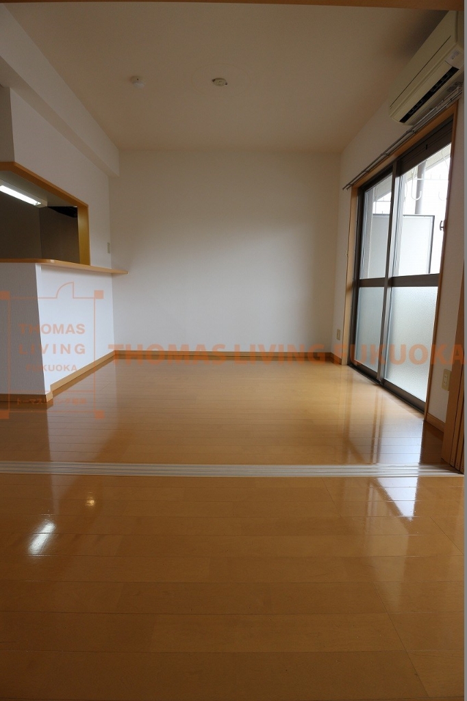 居室・リビング　エアコン搭載してます。