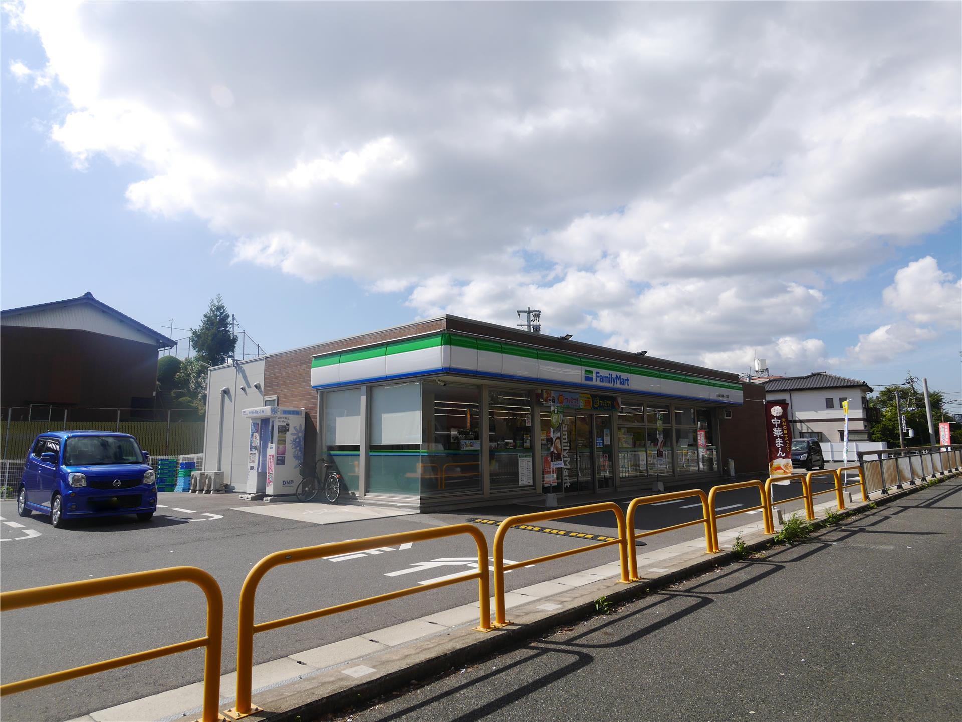 コンビニ　ファミリーマート小倉蜷田若園一丁目店（コンビニ）まで230m