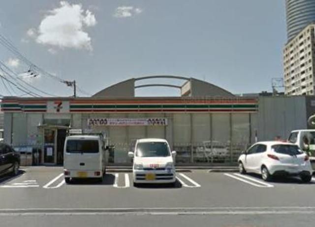 コンビニ　セブンイレブン（コンビニ）まで450m
