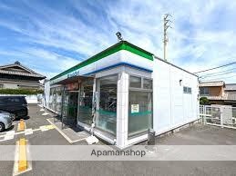 コンビニ　ファミリーマート（コンビニ）まで636m