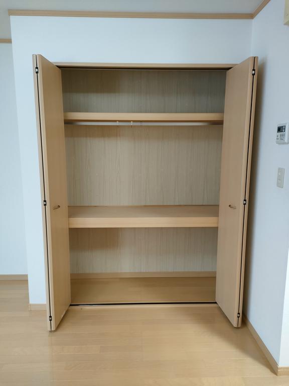 収納　クローゼット