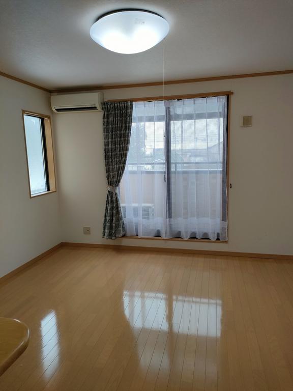 居室・リビング　ナチュラル系のお色のお部屋です