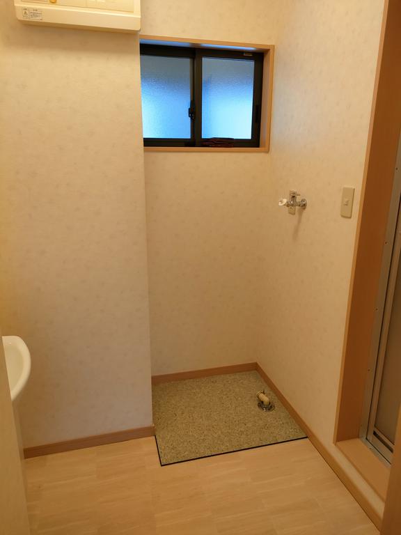 洗面設備　洗濯機置き場