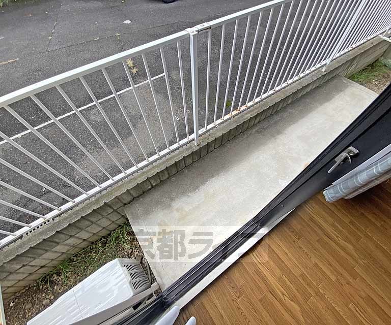 バルコニー　専用テラスです。