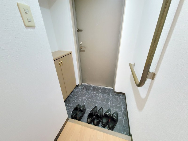 玄関　参考写真