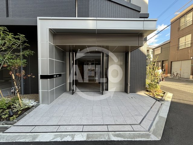 エントランス　玉造Base　エントランス