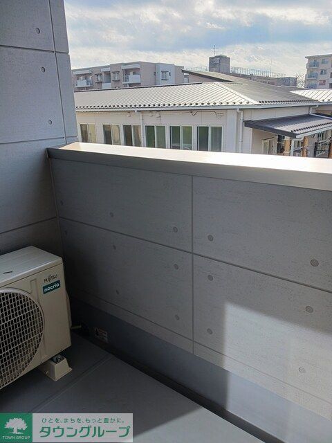 バルコニー　バルコニー