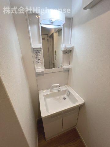 洗面設備　忙しい朝には欠かせない洗面所です